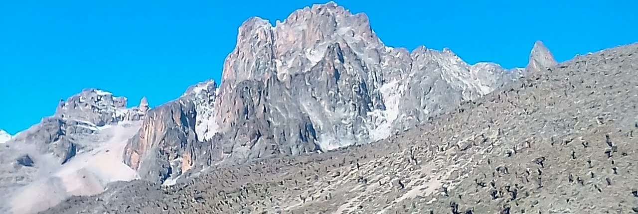 3 days mount Kenya climbing sirimon route