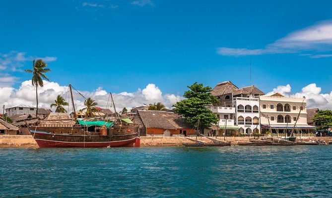 3 days Lamu Flying Safari